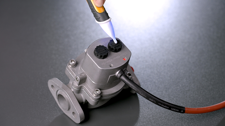 Tester magnetyczny bezdotykowy AC-DC PANMAGNETFINDER Tracon Electric