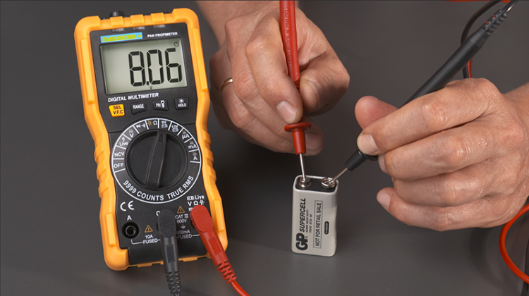 Kompaktowy multimetr cyfrowy ACV, DCV, ACA, DCA, TRMS, Ohm, Hz, C, NCV PANPROFIMETER Tracon Electric
