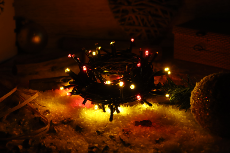 Programowalne lampki choinkowe, kolorowe, zewn./wewn. (X2202 230VAC, 5+20M, 200LED, 6W, RGB, IP44 CHRSTOP200RGB Tracon Electric