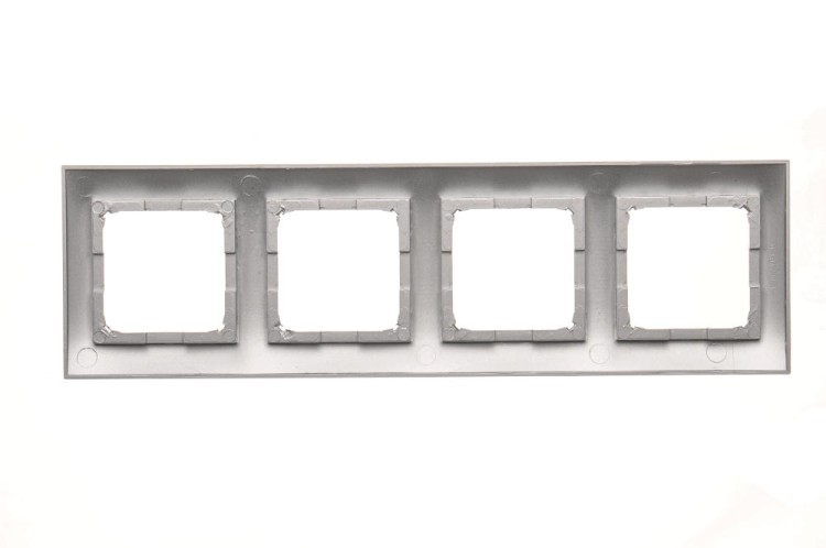 Ramka 4- krotna Simon 54 Premium DR4/43 Kontakt-Simon srebrny mat, metalizowany