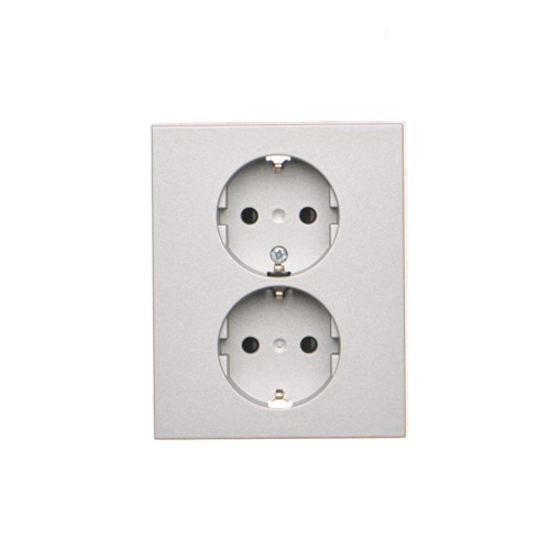 Gniazdo wtyczkowe podwójne z uziemieniem typu Schuko z przesłonami torów prądowych Simon 55 TGSZ2PZFAR/143 Kontakt-Simon aluminium mat