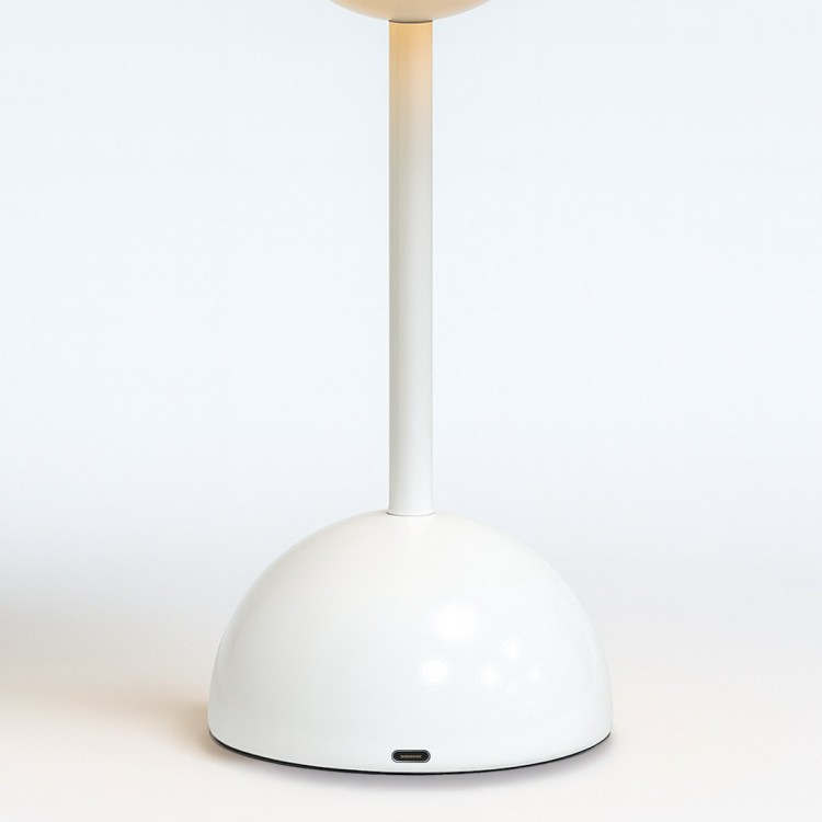 Lampka nocna COSTA White ML2270 Milagro