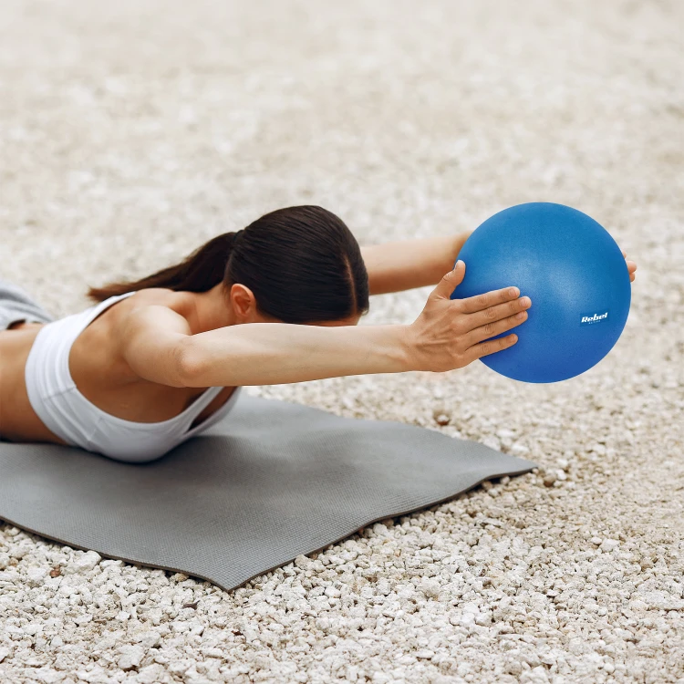 Mini piłka gimnastyczna do pilates rehabilitacyjna 25cm, kolor niebieski, REBEL ACTIVE RBA-3103-BL