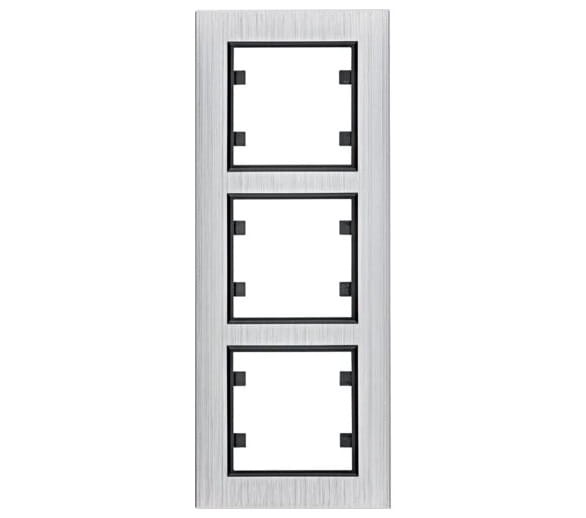 lumina passion Ramka 3-krotna pionowa, aluminium srebrne WL9132 HAGER POLO