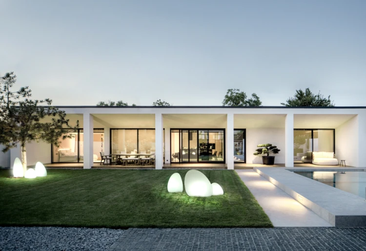 Świecący Kamień Ogrodowy 30cm STONE S 10579 NOWODVORSKI Lighting E27 230V zewnętrzna lampa elektryczna przenośna ogrodowa biała Cloud Forms do ogrodu Inspiracje Premium