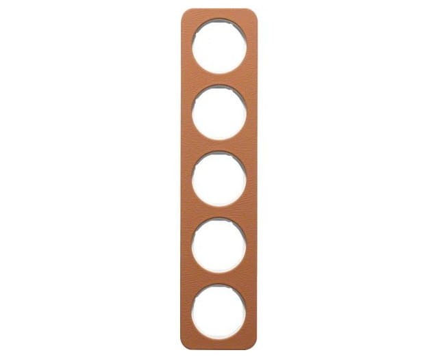 R.1 Ramka 5-krotna, skóra/biały 10152369 HAGER BERKER R.1