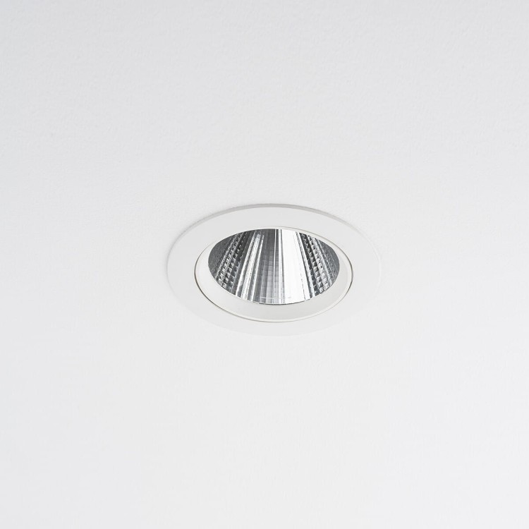Sufitowa oprawa lampa punktowa EGINA WHITE 15W 10555 NOWODVORSKI Lighting 3000K tuba spot downlight natynkowa nowoczesna oświetleniowa biała biały Inspiracje Premium