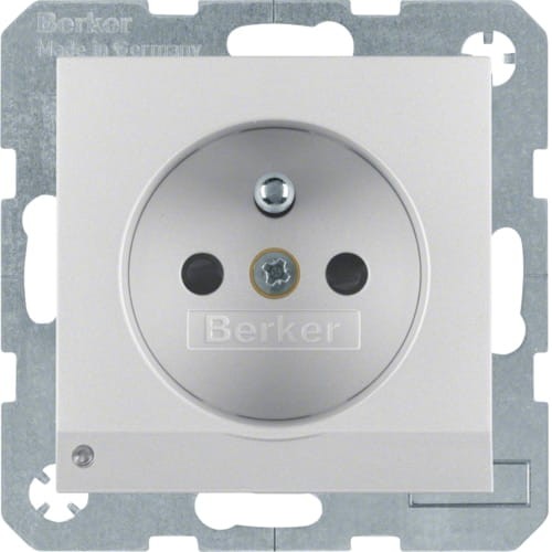 B.Kwadrat/B.7 Gniazdo z uz. i podświetleniem orientacyjnym LED, alu mat, lak 6765101404 HAGER BERKER