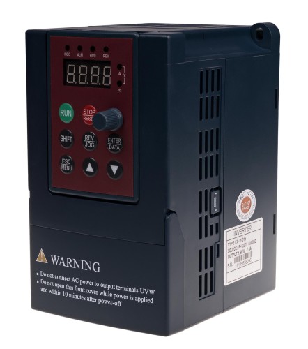 Falownik do silników jednofazowych, Pmax=0,4kW, Uwej=230V FA-1F004 F&F