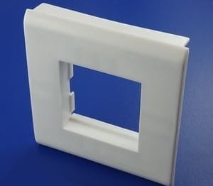 Ramka kanałowa do Gniazda zasilania Data RJ45 RJ12 Zaślepki pojedyncze RAMKA45 16001 Elmark SYSTEM 45 PP do KU90x40 KU90x60 kanału elektroinstalacyjnego biały
