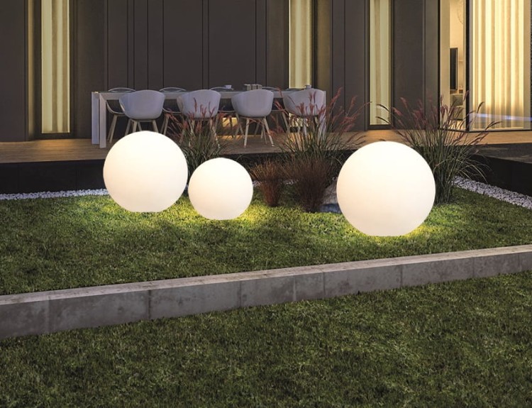 Świecąca Kula Ogrodowa 80cm CUMULUS XL 9714 NOWODVORSKI Lighting E27 230V zewnętrzna lampa elektryczna przenośna biała Cloud Forms Inspiracje Premium