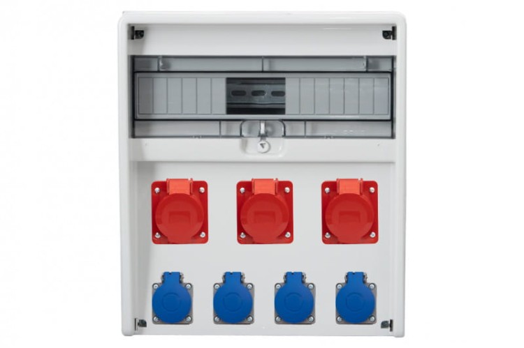 Rozdzielnica ULISSE 17M - gniazda 2x16A 5p, 32A 5p, 4x230V /17 modułów/ 74182.0 F-Elektro