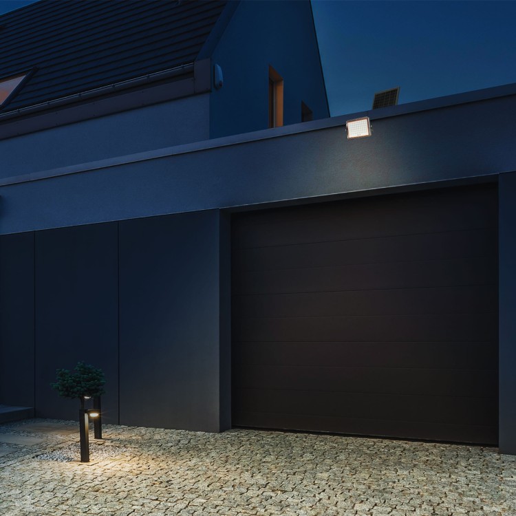 Naświetlacz NOCTIS SOLARIS 2 50W CW 90st IP65 IK04 168x126x35mm+210x200x17mm Czarny 3 Lata Gwarancji SLI029063CW SPECTRUM LED solarny