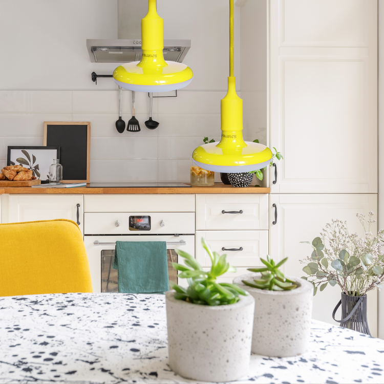 ŻARÓWKA UFO 15W LED ŻÓŁTA + KABEL W OPLOCIE EKZA1559 Eko-Light