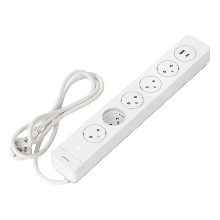 Listwa przeciwprzepięciowa, 5 gniazd 2P+Z typu EasyEject, kabel 3x1,5mm2, długość 1,5m, z wyłącznikiem podświetlanym dwutorowym. 16A/230 VAC, Ochronnik Typ 3: Uoc: 4kV (L-N, L/NPE); Up: 2,2kV(L-N,L/N-PE). Ładowarka USB-A + USB-C OR-AE-13234/W/1,5M ORNO