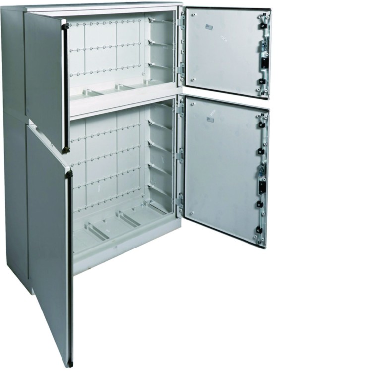 orion+ Ob. poliester 1450x1100x300mm, IP65, PANEL-struct., stoj., dwu-sekc.,d.p. FL362B Hager