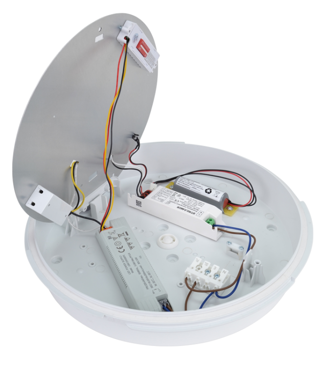 Naścienna oprawa hermetyczna LED, inwerter, czujnik ruchu 230VAC,17/2W,1600/140lm,3h,3000-6500,1-8m,10s-12m,IP54,EEI=E ADAMSE17W Tracon Electric