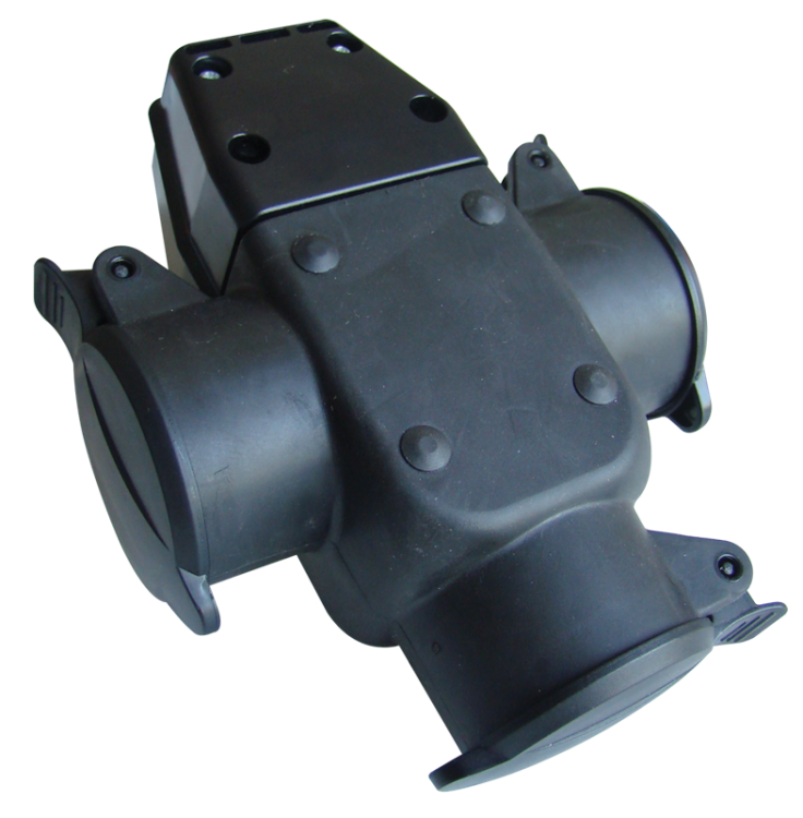 Adapter przenośny schuko 250VAC 16A 3×(2P+E), IP44 (SCHUKO) TICS-A4 Tracon Electric